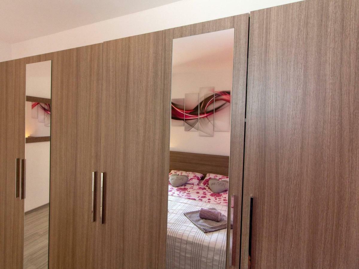 Apartman Borna 扎达尔 外观 照片