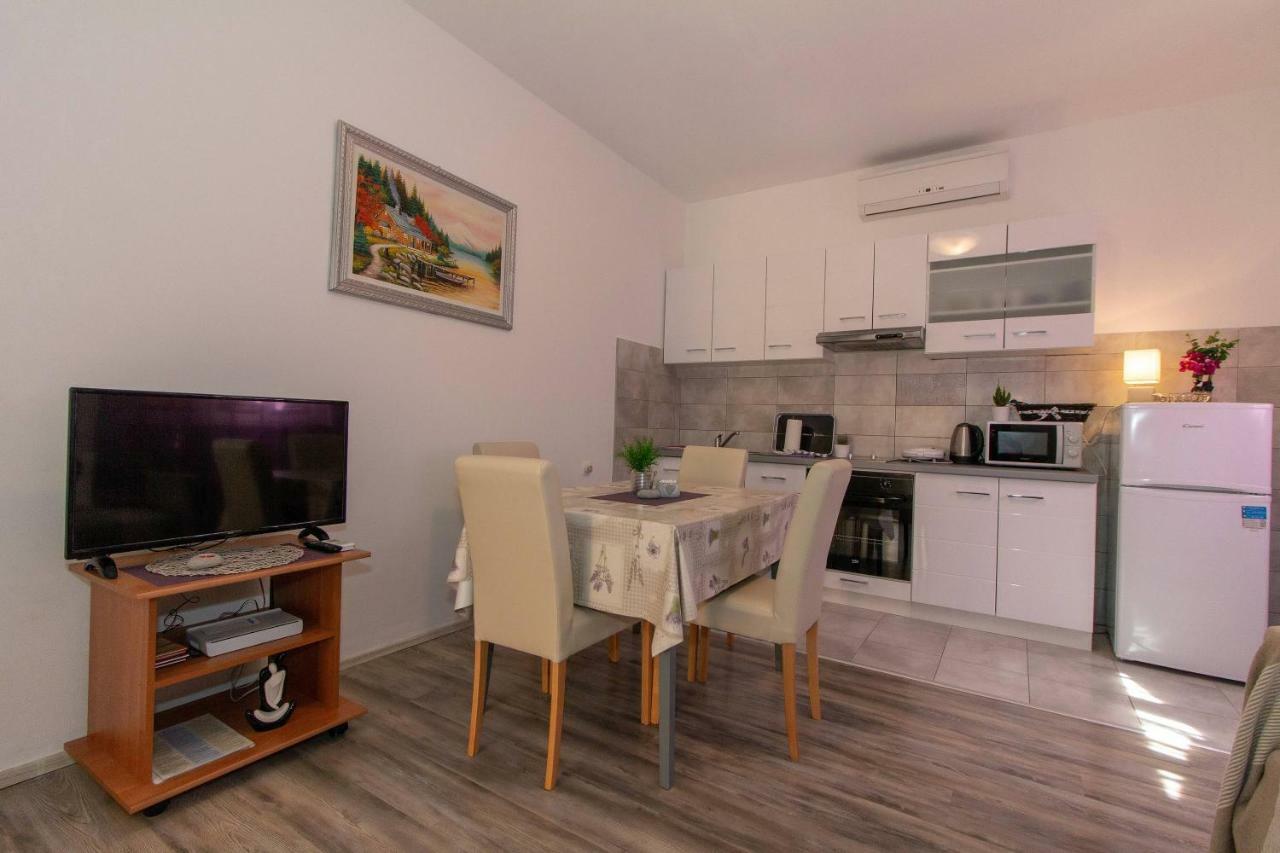 Apartman Borna 扎达尔 外观 照片